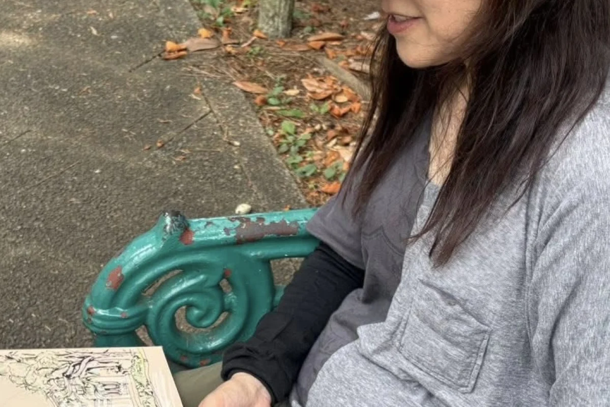 Sketching on location-2 kumi 4x5